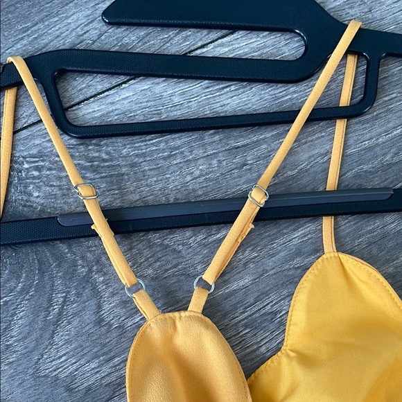 J. Crew Factory Women’s yellow Scalloped Cami Top - Picture 6 of 7